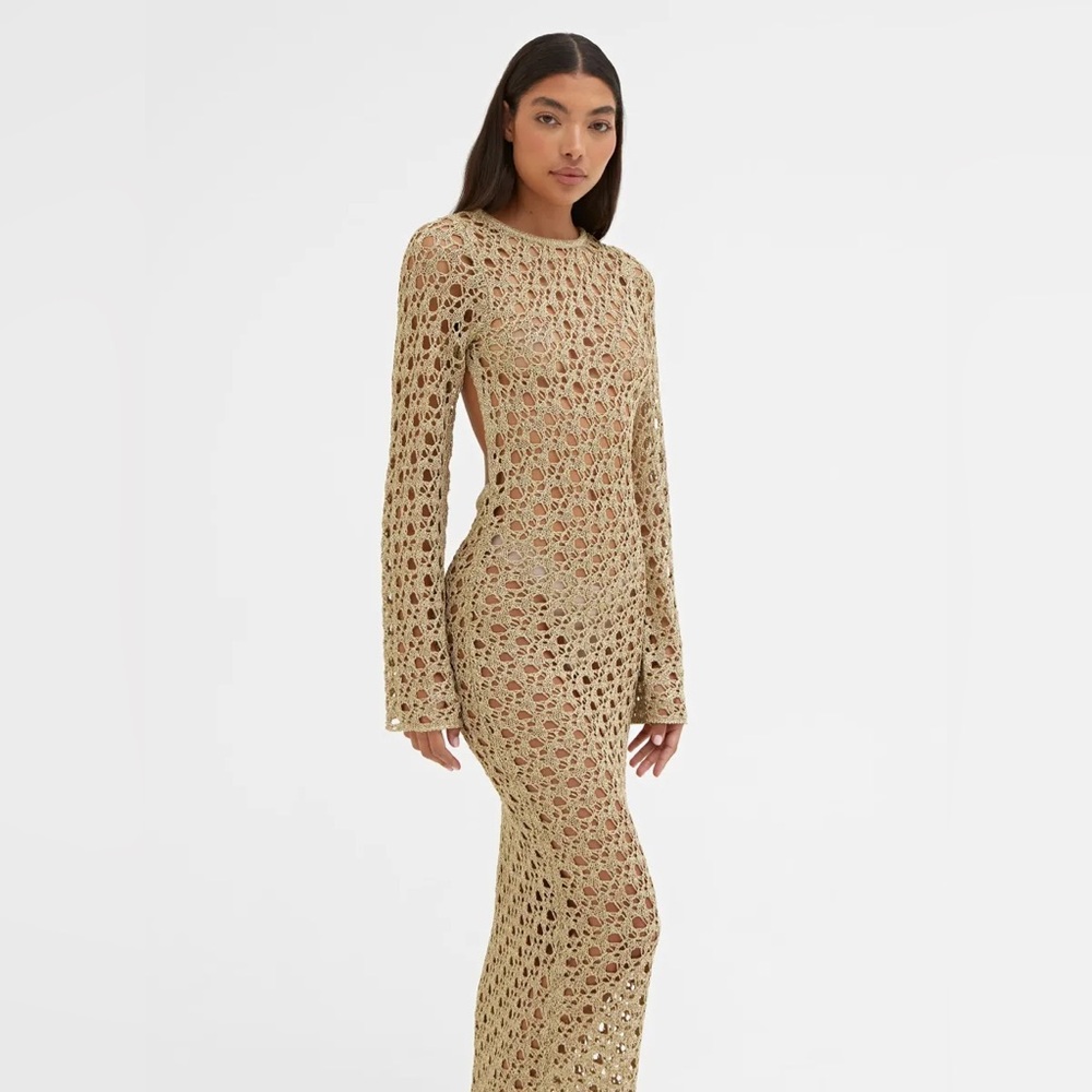 4TH AND RECKLESS
Gold Metallic Knit Open Back Maxi Dress – Loz XL NWT in pkg